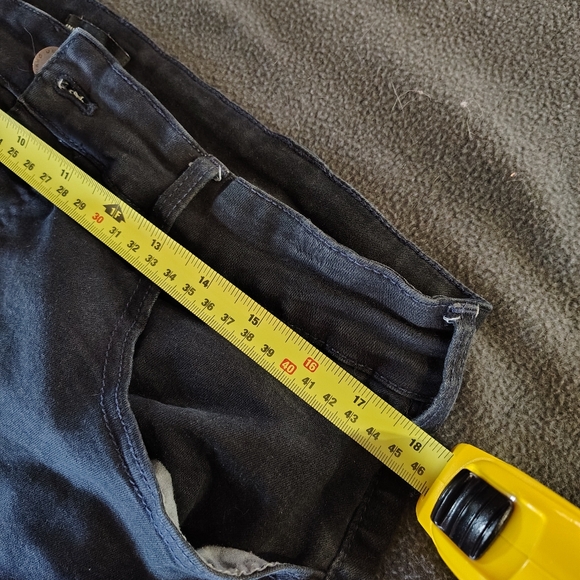 Black button fly universal standard jeans - Picture 4 of 6